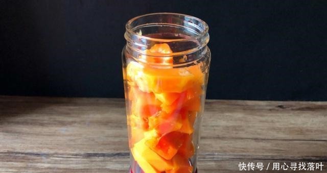 它被称为“百益之果”,和牛奶是最佳搭档,女人常喝皮肤水灵灵