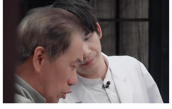 預(yù)告|《密逃3》“絕密醫(yī)院”要來(lái)了？預(yù)告公布好消息，何炅成飛行嘉賓