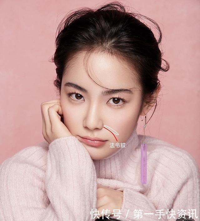 化妆|8个新手实用化妆技巧详解!遮瑕零色差&不卡纹,画出无瑕底妆