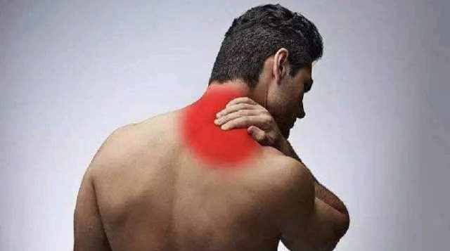 杵状指|肺癌前期症状不明显？提醒：身体出现3个症状，可能是肺在求救