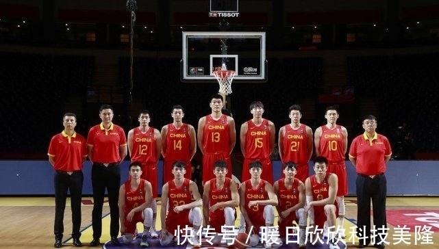尼克尔森|79-109！中国男篮惨败加拿大！胡明轩24分全场最高，周琦12+7！