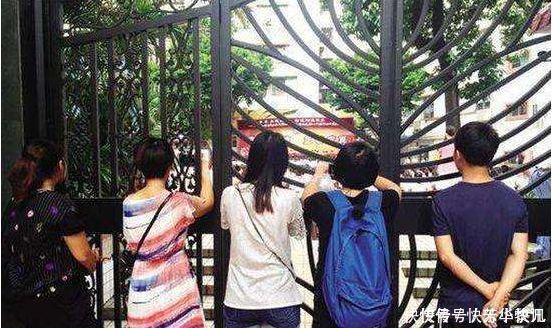 亲子关系|爸爸每天主动接孩子,每天都提早到达,妈妈看后立马就明白了