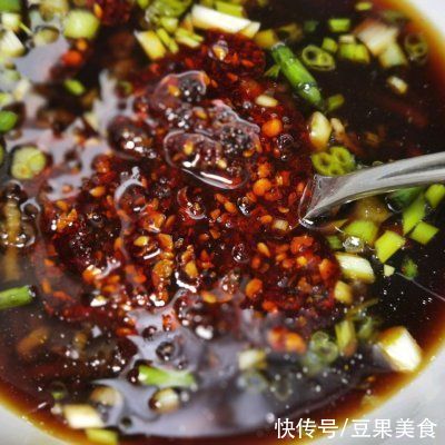 打败|简单懒人菜炎夏开胃菜：凉拌鸡腿，打败周一综合征