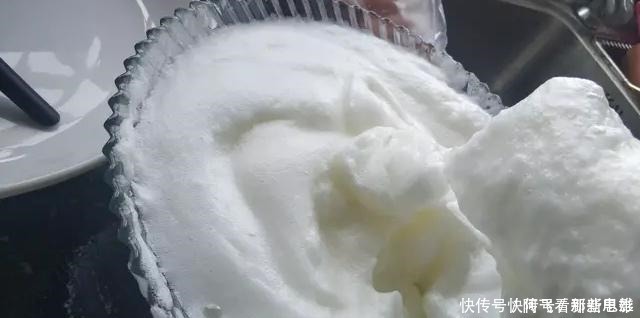 不用烤箱怎么做面包呢大厨教你另类做法,出锅香气十足