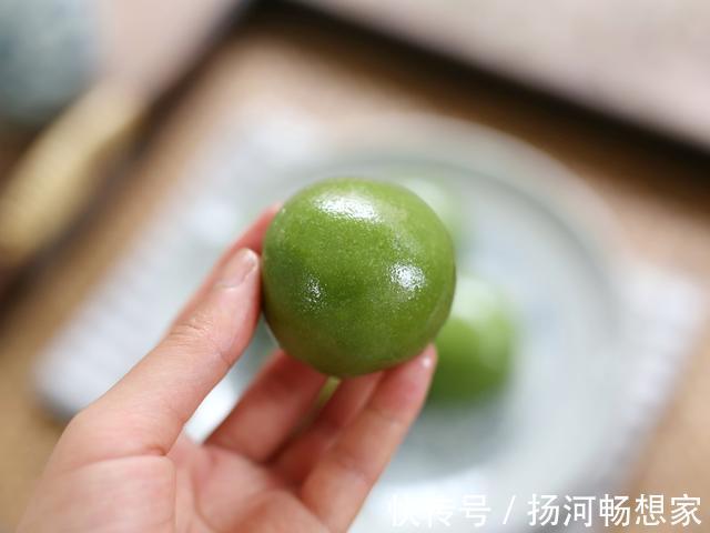青团好吃有诀窍,掌握好2点,不变色不粘牙,比外面卖的还好吃