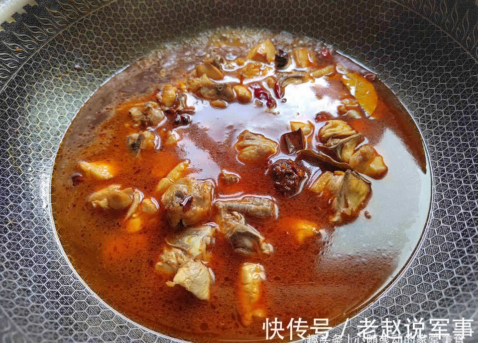 碱性食物|白露开始,碱性食品要多吃,焖一锅好吃又解馋,比大鱼大肉强