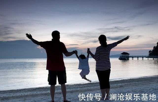 人际交往|“出去玩”和“家里蹲”的孩子,真的不一样,长大后相差不是一点