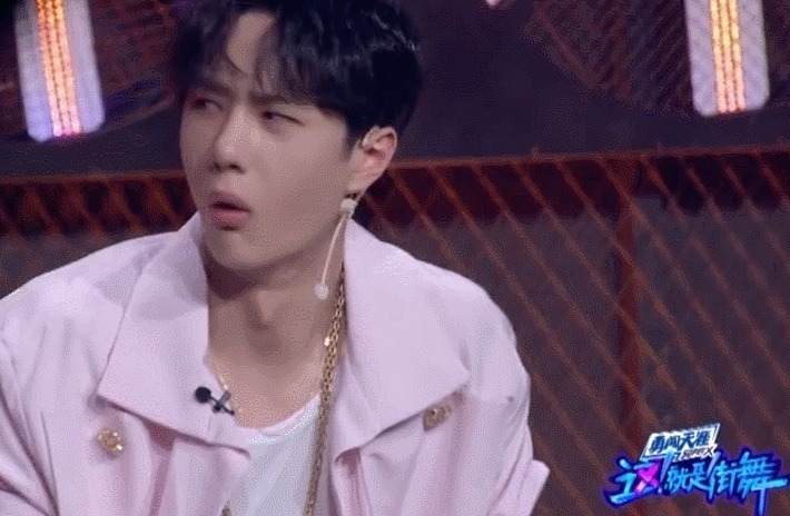 王一博看街舞“害怕”,妈粉喊话安慰却被乱剪辑正主出来澄清了