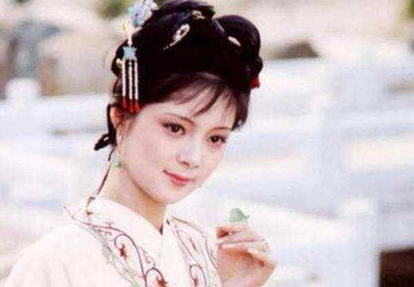 出家|贾宝玉为何宁愿出家,也不愿意和薛宝钗在一起?真的只是不爱?