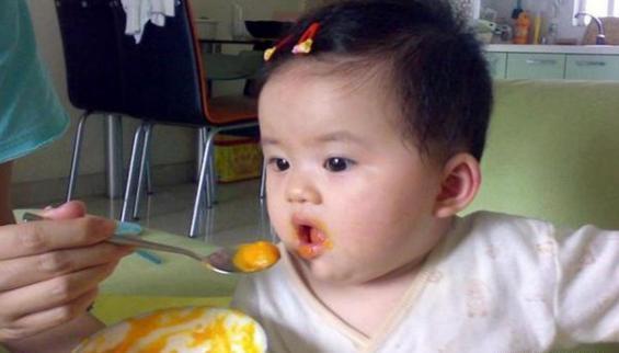 父母|父母带孩子,在夏季要做到“不吃4物,多做2事”,避免脾胃虚弱