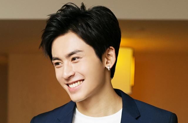 张哲瀚龚俊不配做《我是女演员》导师？网友：最没资格的是他