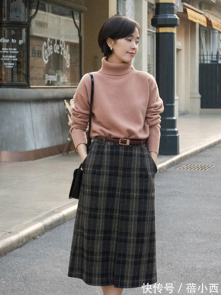 毛衣|冬天还是穿“毛衣”最百搭,选这4款搭配阔腿裤、半身裙,真高级