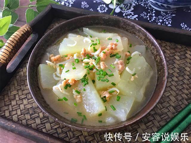 夏天，吃大鱼大肉不如喝此汤，清热解暑，鲜美营养，老少皆宜