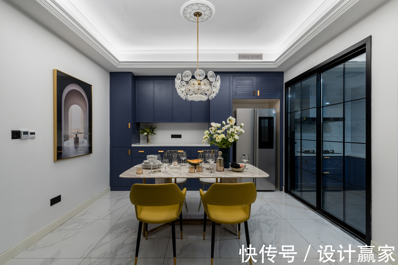 自由地带|200㎡法式叠拼,庄重浪漫有格调,叫人爱得不行