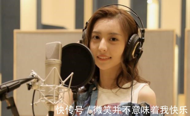 云亦云|央视主持人张舒越主持能力提升明显，颜值是先天优势！