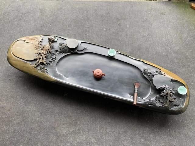 石头|把“一处风景”刻在石头上,还被朋友制成茶盘,你们说价值高了吗