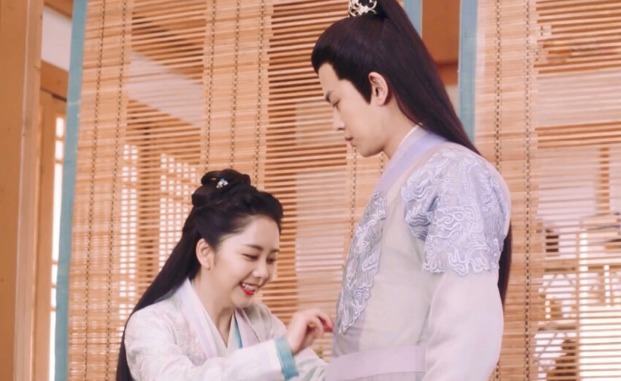 锦衣|锦衣之下:今夏是陆绎的掌心宝,路上有坑和石头,他都会提醒今夏