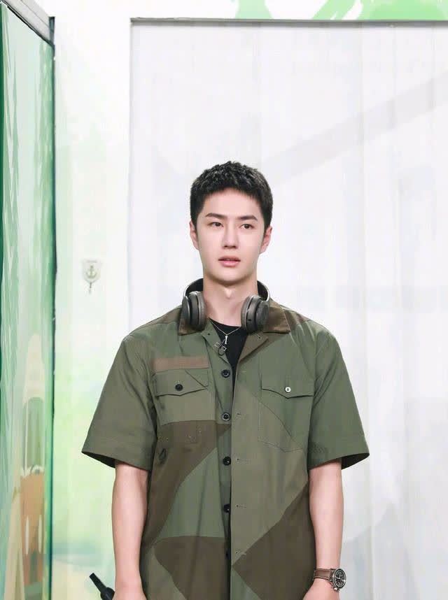 忘记 王一博忘记表情管理?一期节目多次“大受震撼”,表情过于丰富!