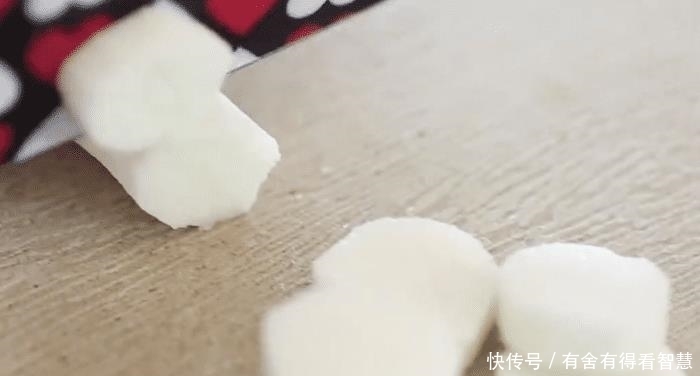 育儿|分享孩子爱吃的青菜山药糕,甜香软嫩,美味营养,不错的育儿辅食