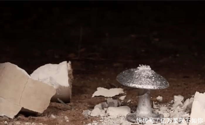 没想到|男子实验将1000度高温的铝液倒在蘑菇上, 没想到得到了一件艺术品