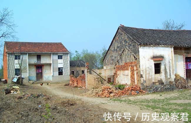 老人#农村老人说“树夹屋,堂夹房,不败也得亡”,啥意思?有何道理?