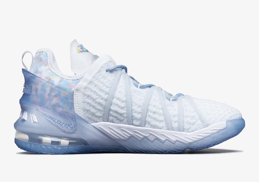 高颜值百搭上脚神器！全新 Nike LeBron 18 即将登场！