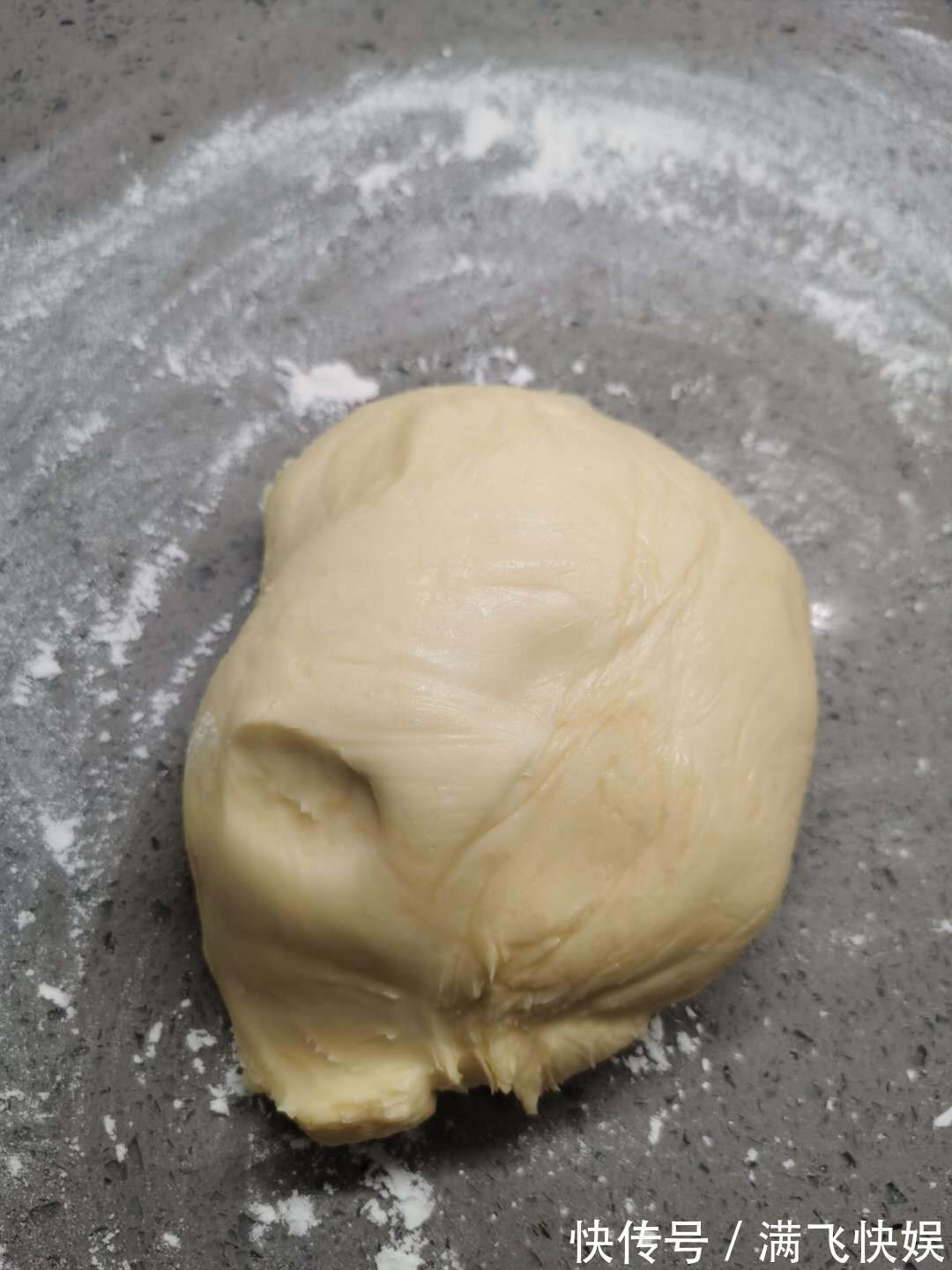 要点|炸油条时,谨记这3个要点,油条蓬松柔软,有空心,一次就成功