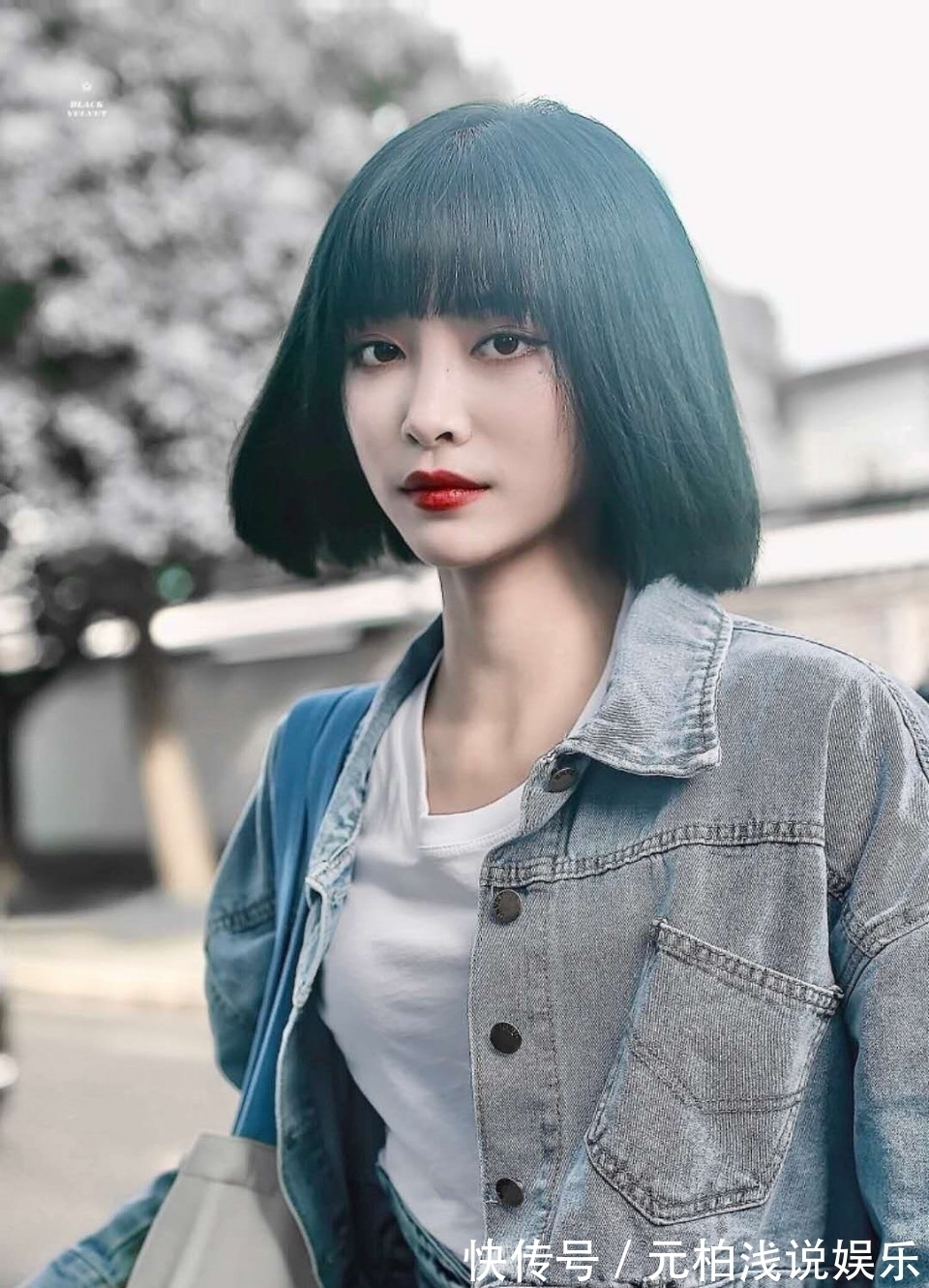 大长腿|拥有漫画脸是什么体验?程潇好惊艳,杨超越被赞“会呼吸的芭比”