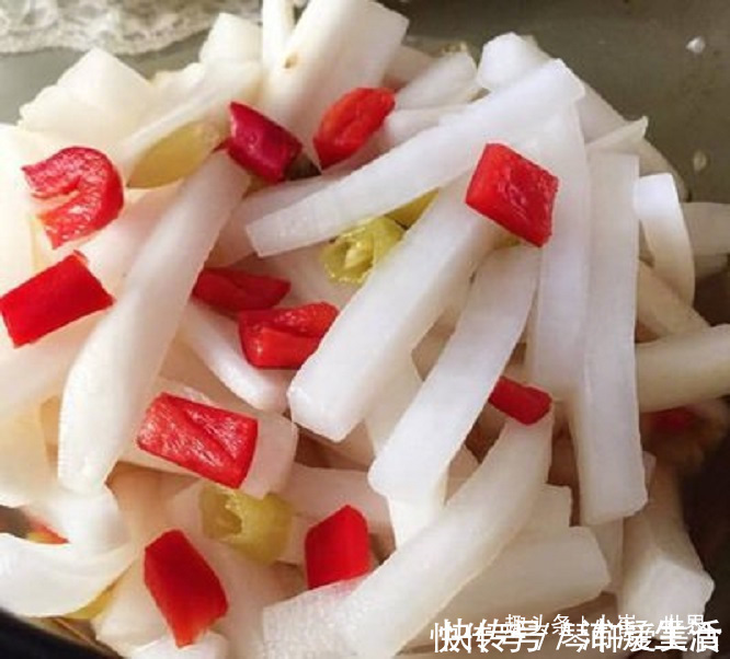 萝卜皮|奶奶教我腌萝卜，不用盐不用水，只需这样做，萝卜清脆爽口又下饭