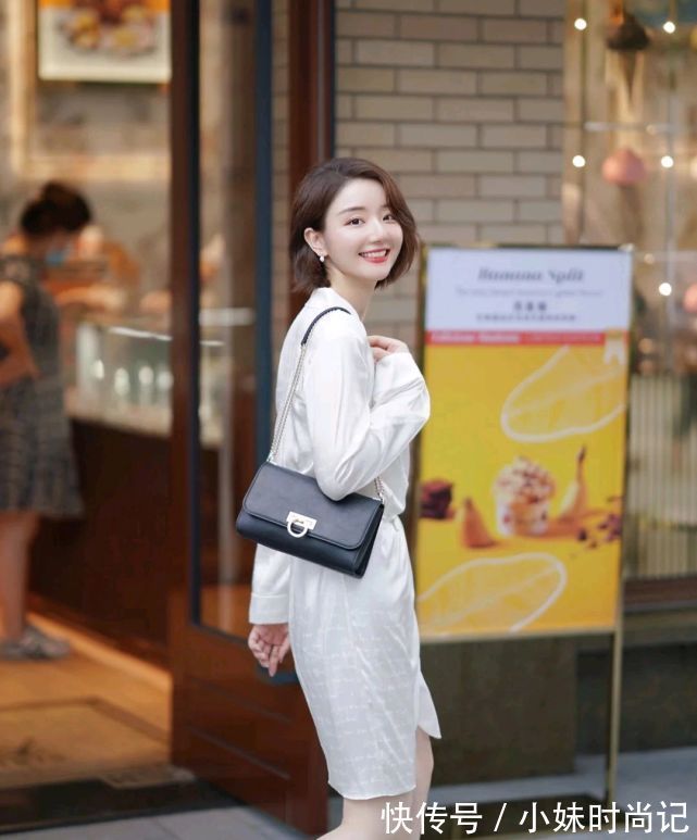 高腰裤|只要穿对了,就能轻松成为精致的女人,与年龄无关