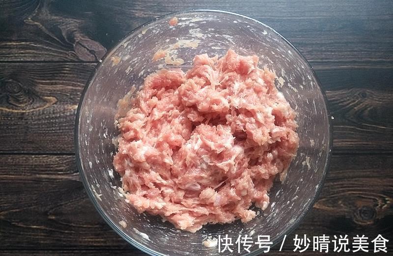 立冬吃饺子，加这三样调馅，怎么做都香，热乎的汤饺，手脚都暖了