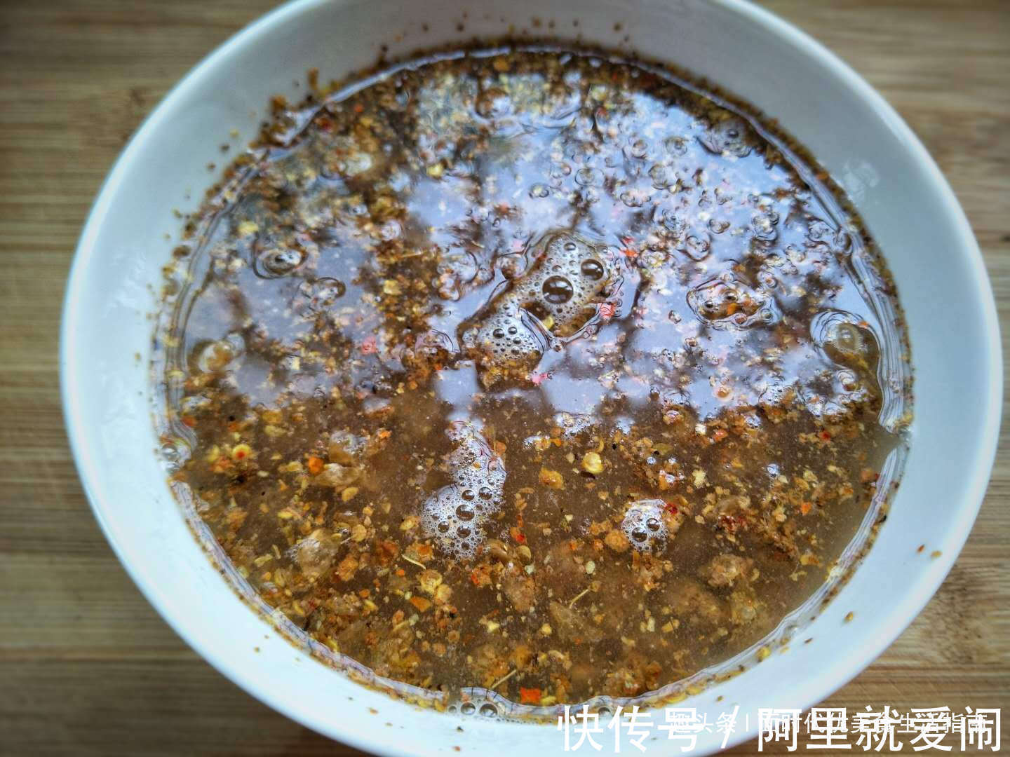 米饭|教你懒人下饭菜,老婆能吃2碗米饭,做法简单,上桌一大盘不够吃