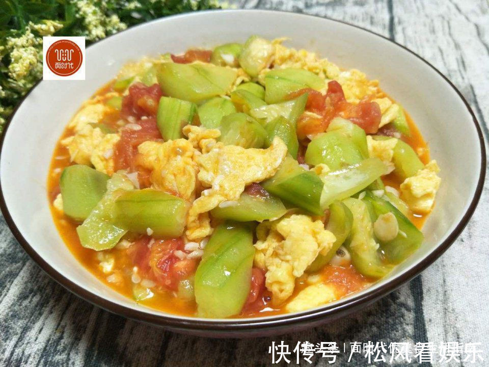 入味|丝瓜和这两样一起炒，可口下饭，入味又下火，你真的不能错过！