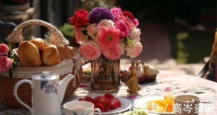 小区|坐拥270㎡大院子,她如何用五年时间,打造成了全小区最美的花园