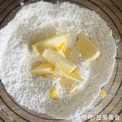 这道奥利奥千层司康,一上桌就被哄抢一空