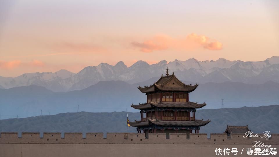 电影《英雄》取景地--内蒙额济纳，记录炫丽迷人的七彩丹霞地貌