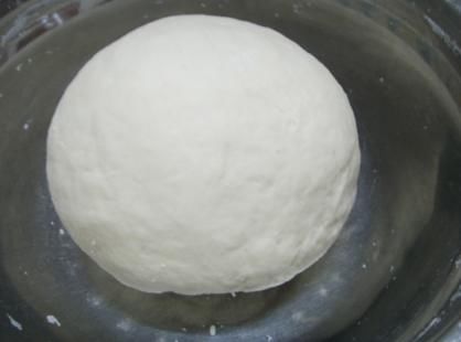 煮饺子，水开下锅是大错！牢记3要点，饺子不开裂不破皮，特好吃