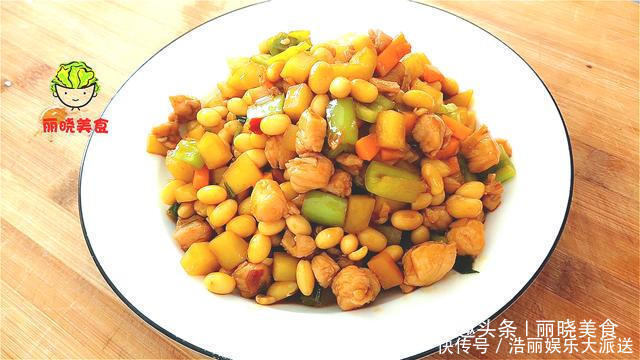 青椒|夏天要多吃黄豆,简单一做,赛过大鱼大肉,上桌后一大盘都不够吃