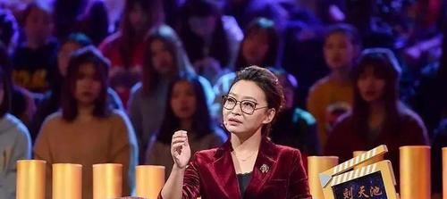 李梅|被骂的顶流，为什么都要感谢她？