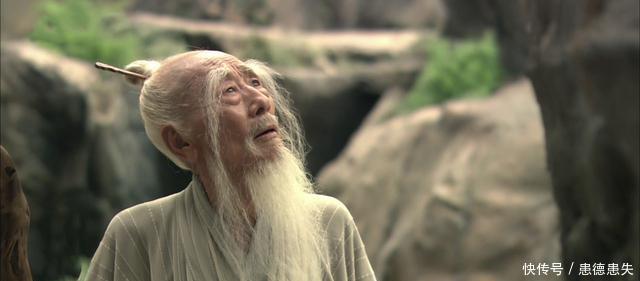 农妇|一农妇带着两个儿子逃难,相士见了大惊“这两小孩都是皇帝命”!