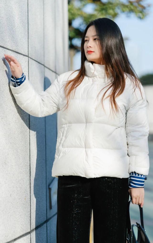 新年超流行的几件厚外套,这么穿才够出彩 !