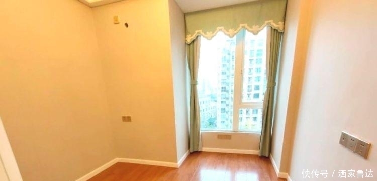 主卧室|请老家亲戚装修新房,110㎡三室两厅硬装12万,正在通风中,先晒晒