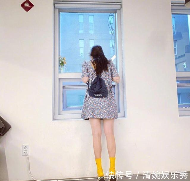 穿什么鞋都搭袜子,这波夏日反季穿法太奇特明星纷纷上身示范