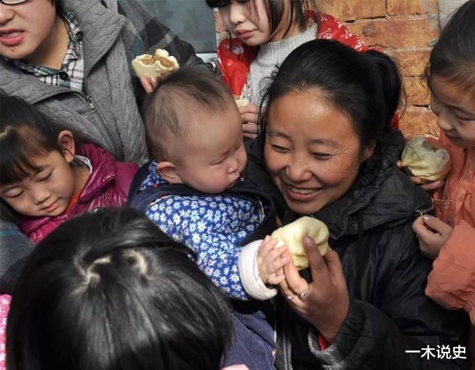 孩子们!“爱心妈妈”李利娟曾收养118个弃儿,不料却从天使变为魔鬼