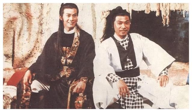 《王牌6》放出新剧照，意外暴露华晨宇假吃，难怪能取得游戏胜利