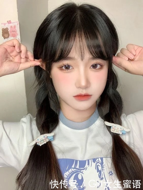 步骤|2款高回头率发型正确绑法：双马尾辫这样扎才能告别土气LOOK!