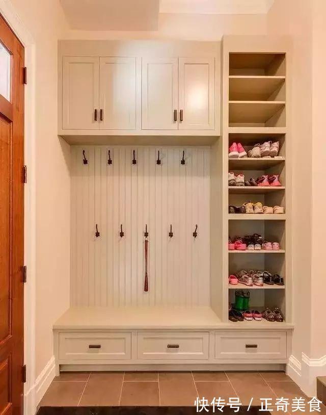 居家服|玄关空间够大，可以做个衣帽间，换鞋子换衣服都方便