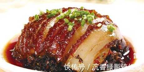 梅菜扣肉，寓意蒸蒸日上，肥而不腻，入口即化，好吃又解馋