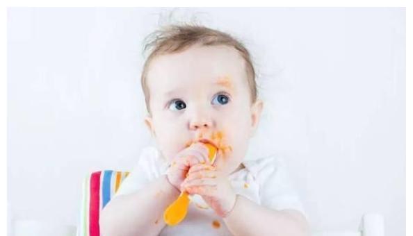 孩子|爱积食的娃是因面条吃多了?医生:给娃消积食,4种食物或要少吃