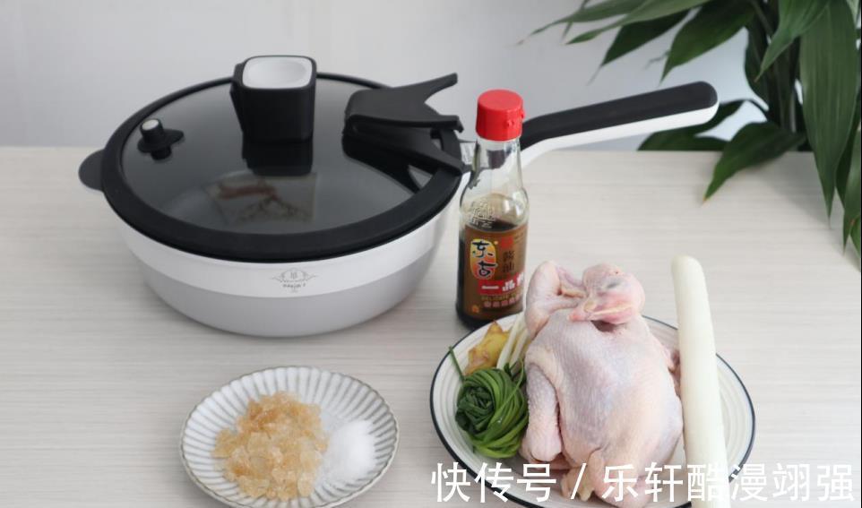 酱油鸡 鲜嫩多汁,咸香浓郁,就是干饭人的“战斗鸡”